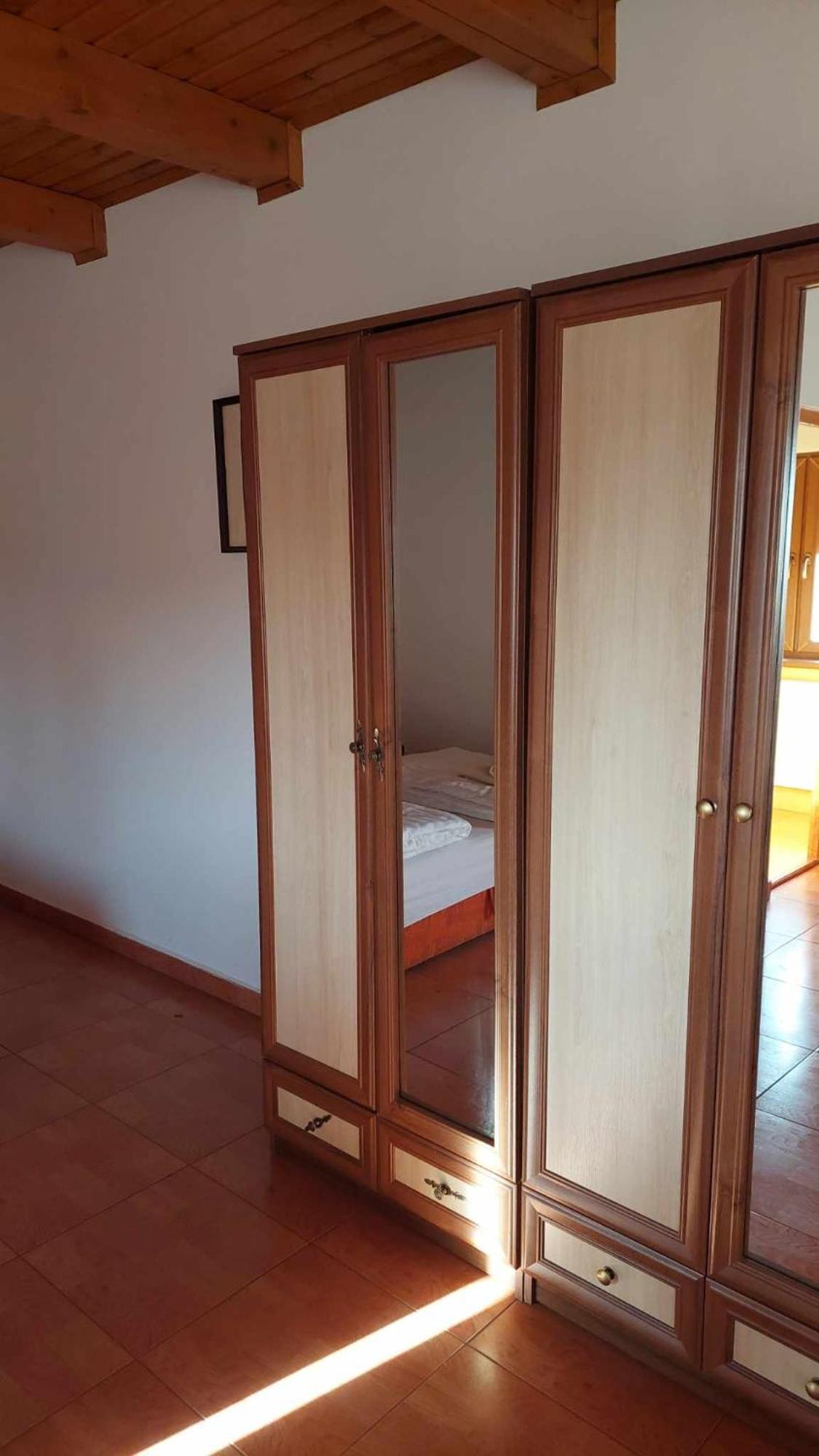 Mediterran Apartman Es Vendeghaz Hajduszoboszlo Ngoại thất bức ảnh