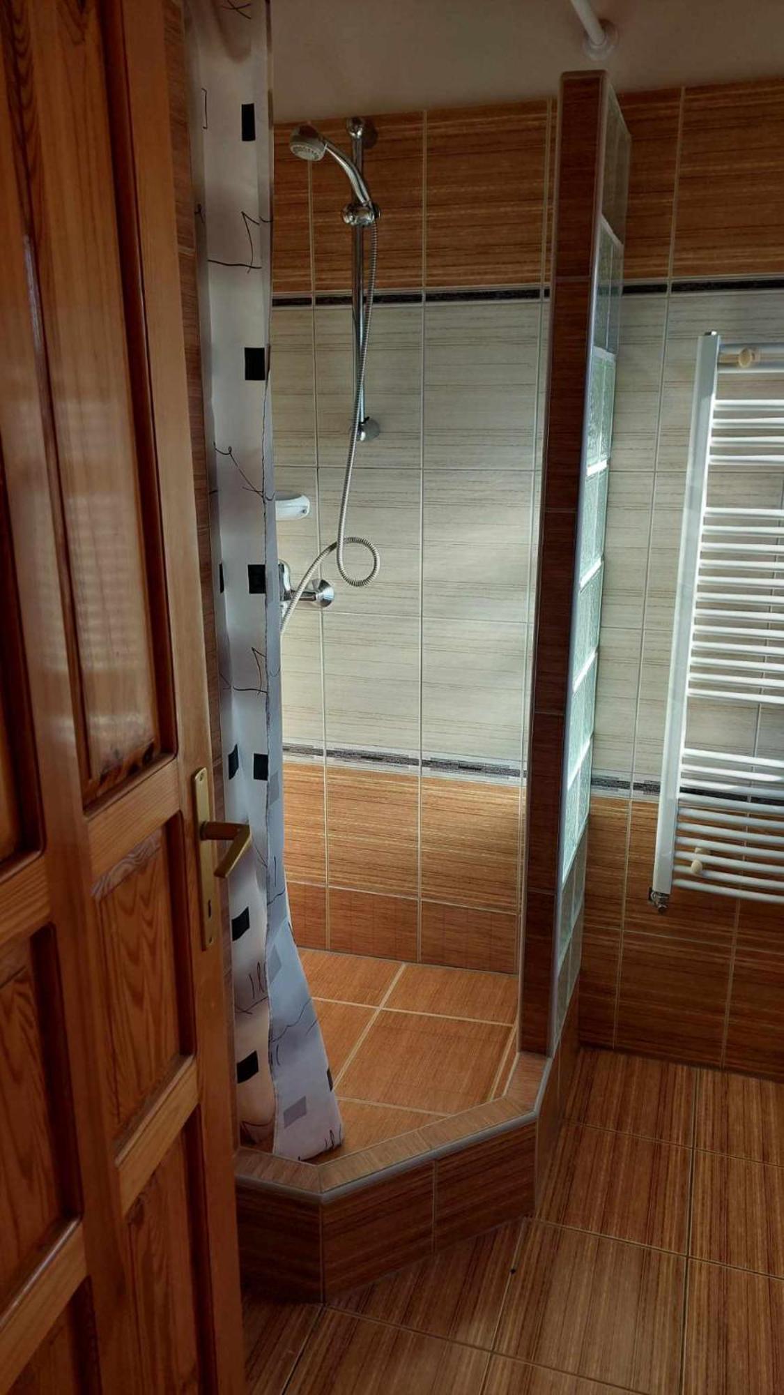 Mediterran Apartman Es Vendeghaz Hajduszoboszlo Ngoại thất bức ảnh
